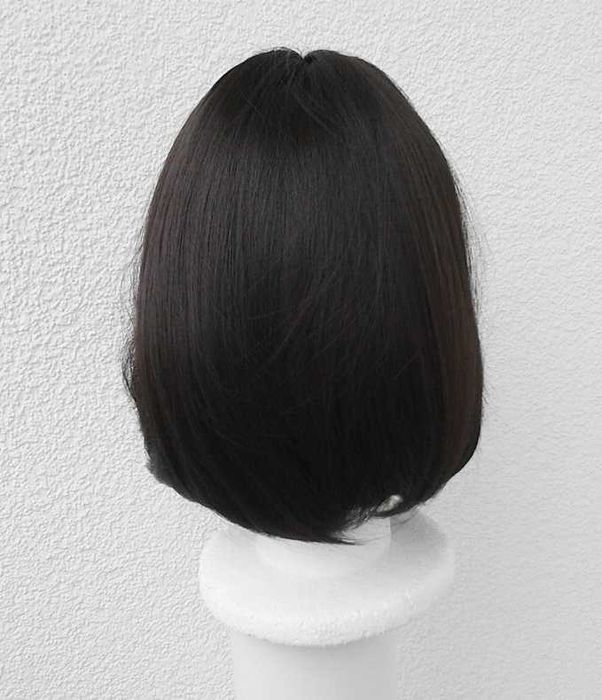 Brązowa krótka peruka prostą grzywką kitkami gothic lolita cosplay wig