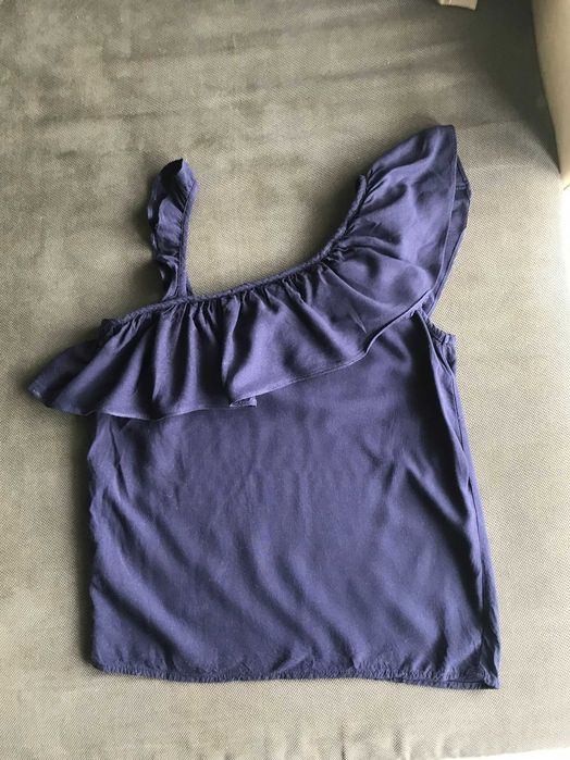 Bluzka top na jedno ramię Cropp XS 34 granatowa falbana wiskoza