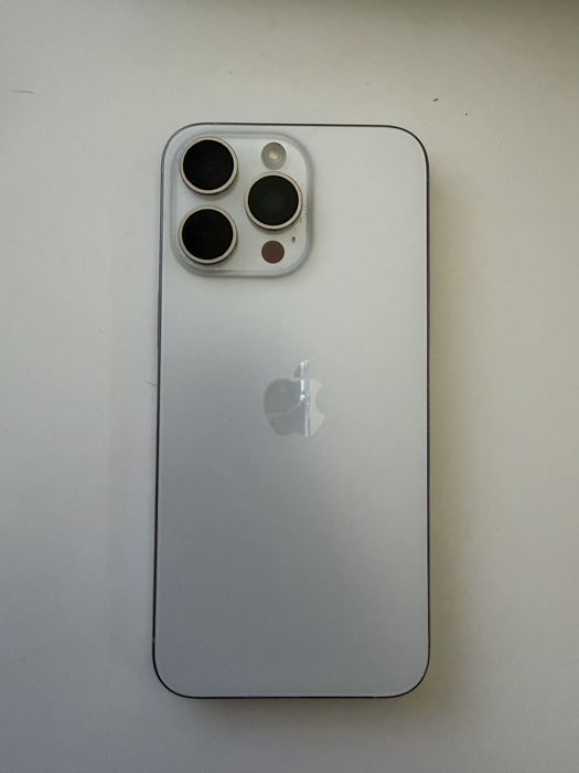 Iphone 15 Pro Max 256 gb COMO NOVO
