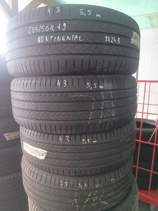 Komplet opon 255/50R19 Continental