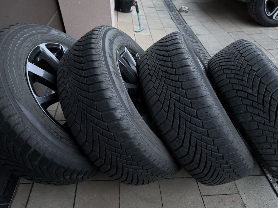 Mazda 3 gen.IV , oryginalne felgi+opony zimowe 205/60 R16