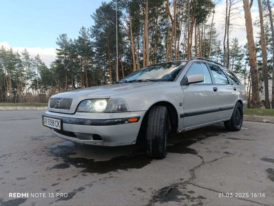 Продам Вольво универсал. Быстрая турбинованая машина. Динамичная