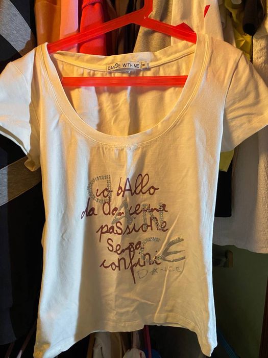 Білий топ,футболка облягаюча