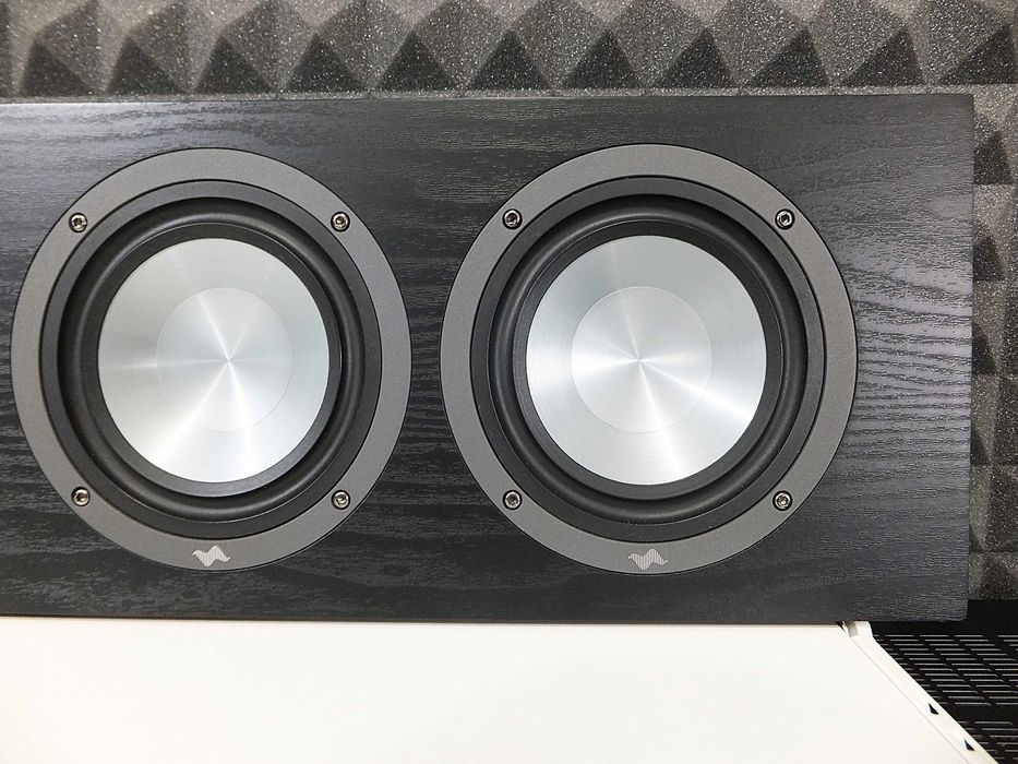 Wysokiej klasy kolumna centralna TAGA HARMONY PLATINUM C-100 v.4