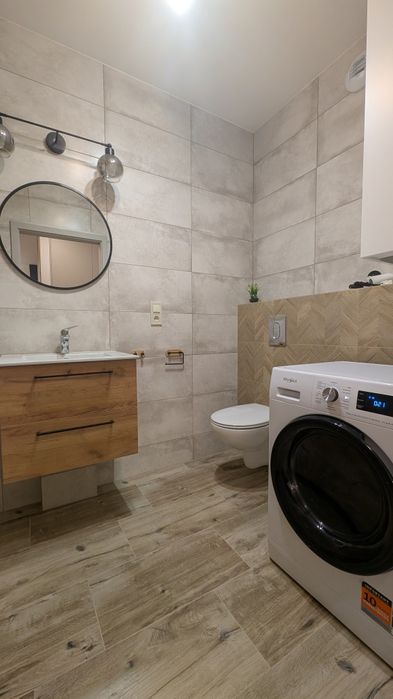 Nowe, klimatyzowane mieszkanie z widokiem na jezioro w Ślesinie