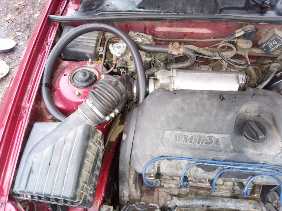 Део сенс , хороша ,економна перша машина .