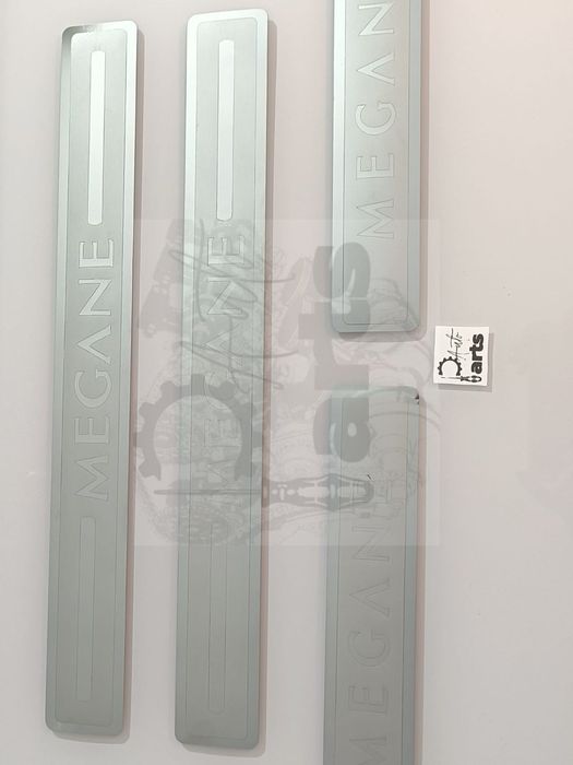 Frisos Soleira de porta Renault Megane 2009/2020