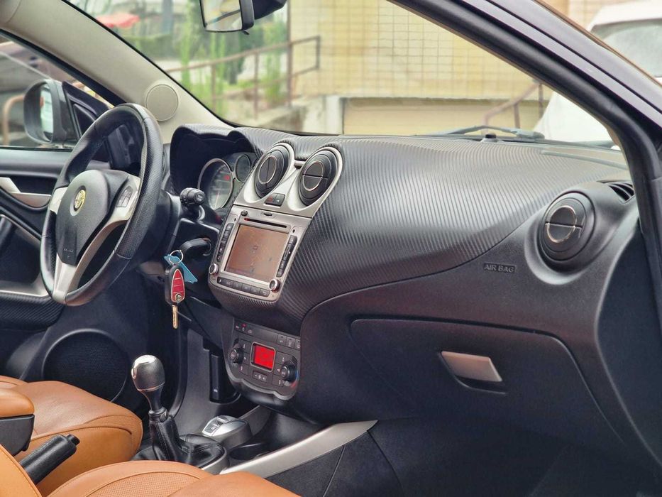 ALFA ROMEO MITO 1.3 JTDM 85CV DISTINTIVO