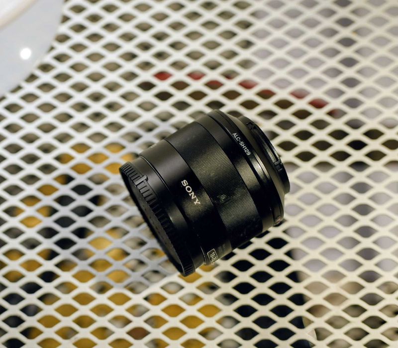 Lente Sony Zeiss Sonnar T* FE 35 mm F2.8 ZA