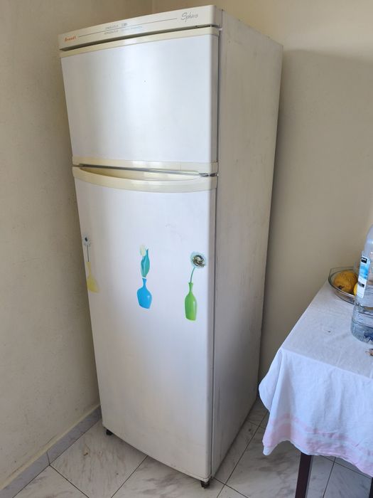 Vende-se frigorífico