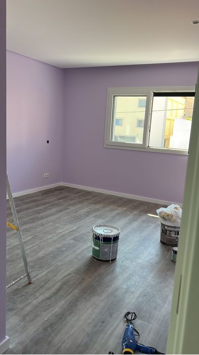 Pinturas, exterior e interior..