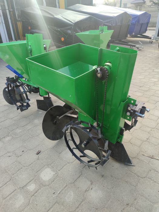 Картоплесаджалка