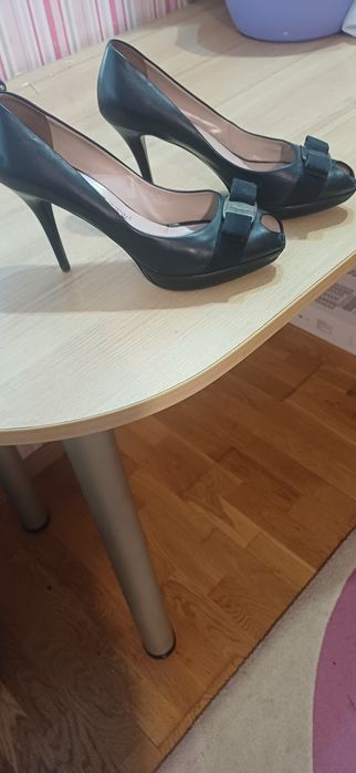 туфлі жіночі Ferragamo