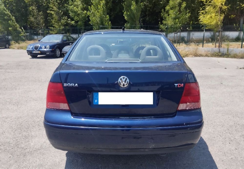 Vw Bora 1.9 Tdi PD 100