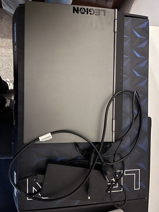 Lenovo legion Y740-17IRHg