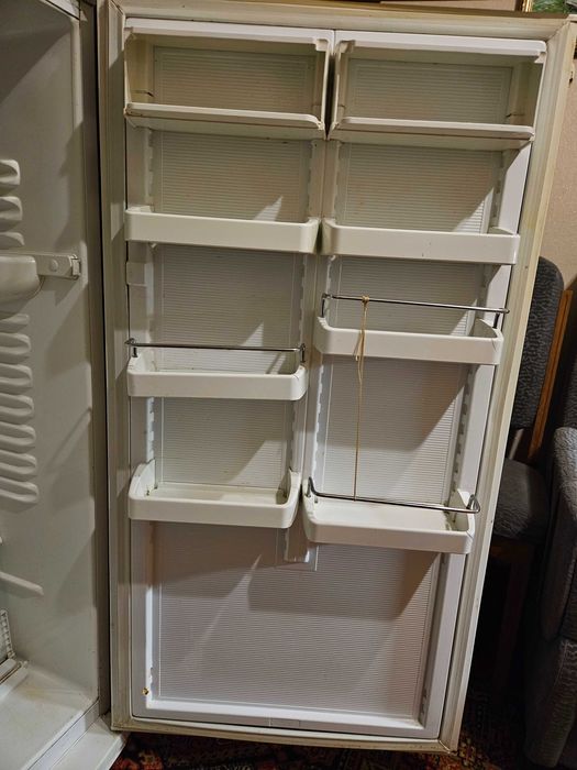 Продам холодильник б/у