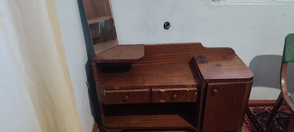 Вінтажна шафа і туалетний столик, вінтажний гарнітур