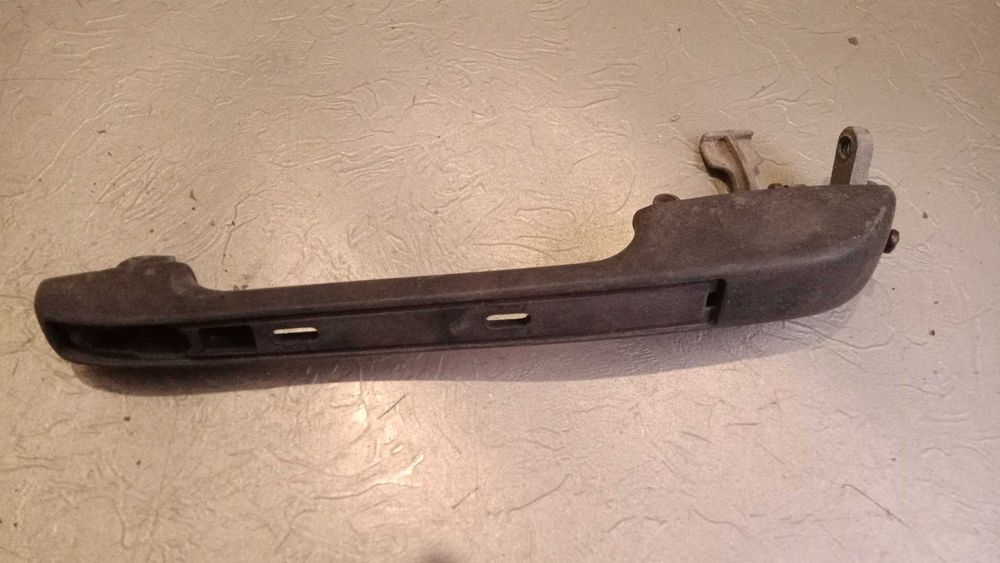 Ручки, підлокітники, інші деталі салону, дверей Audi 80 B2, B3