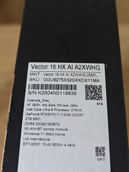 Mocny MSI Vector 16 , RTX 5070TI , Intel ultra 9 , 32/2tb nowy