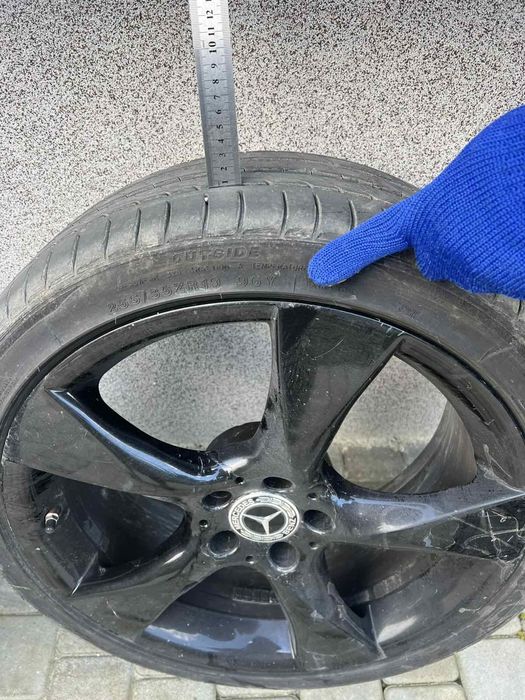 Шини з дисками  r19