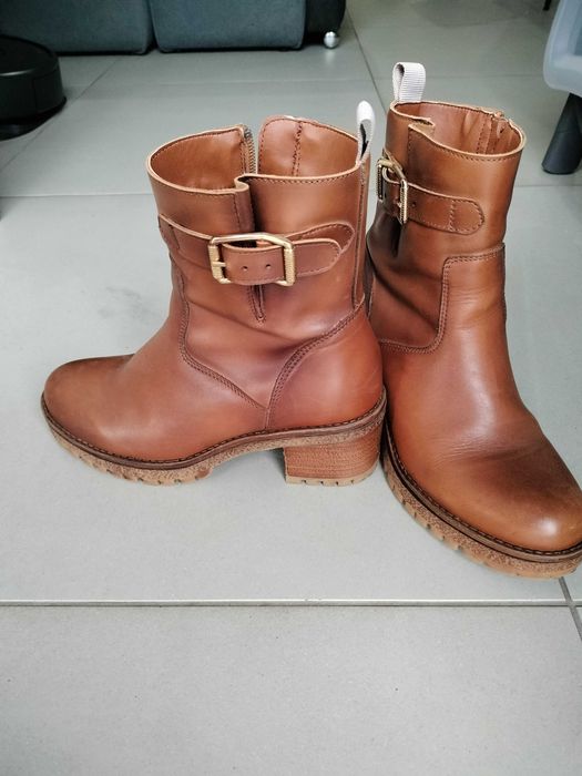 Bota como nova cardada