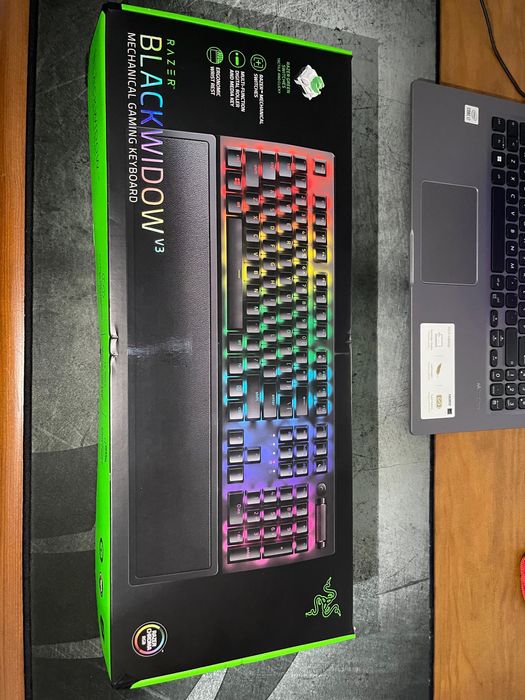 Teclado RAZER blackwidow v3