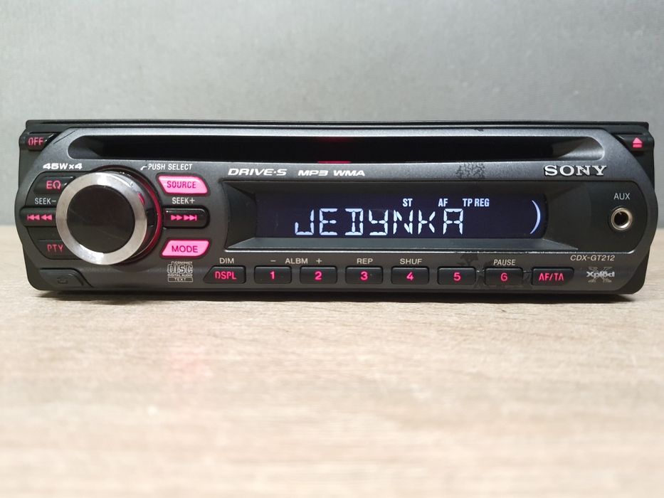 Radio samochodowe Sony CD z MP3 AUX CDX-GT212 4x45W Czerwone Audi Fiat