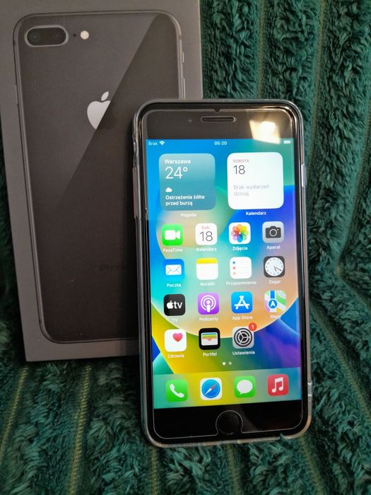 Czarny IPhone 8plus 64gb