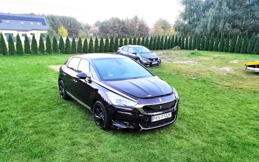 DS Automobiles DS 5