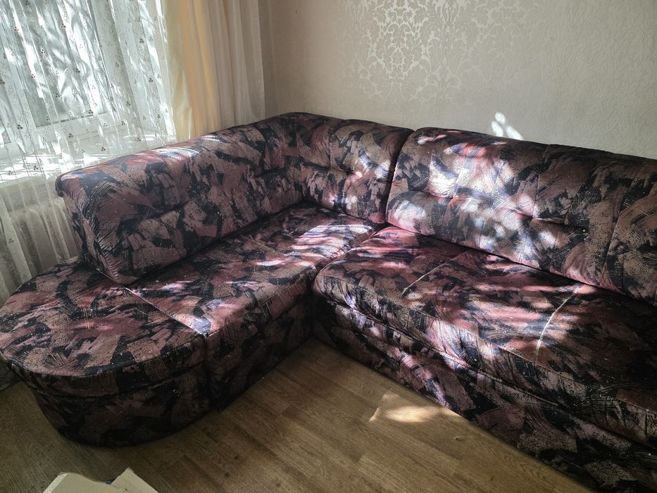 Продается диван с креслом