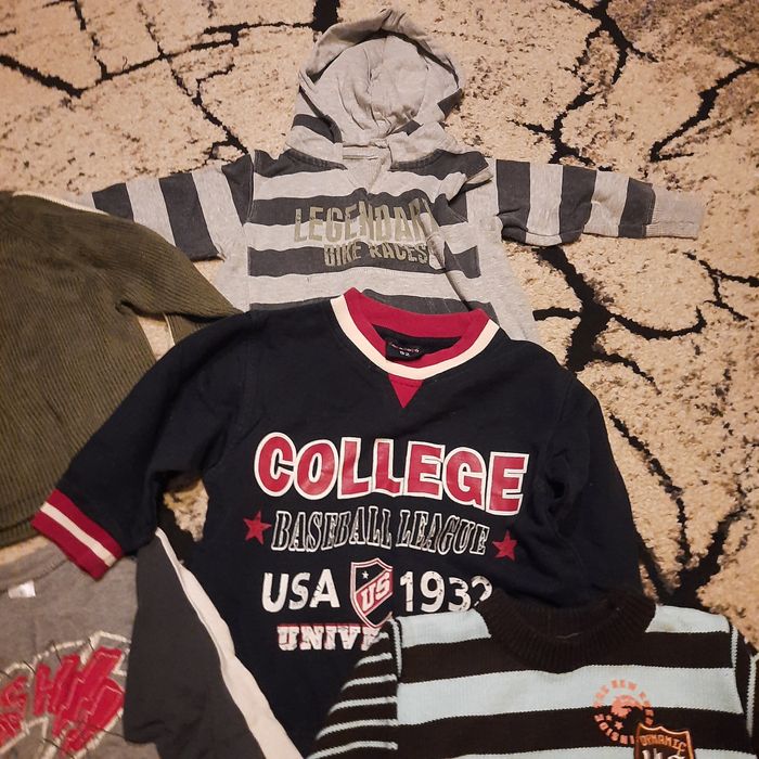 Paka ubrań Bluzy sweterki 92