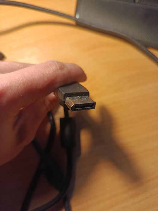 ПроПродам кабель (DP) до компьютера