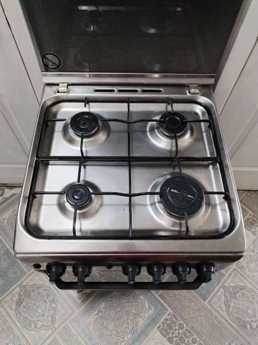 Газовая, газова плита Indesit