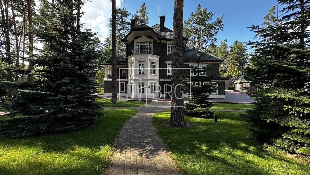 Продажа особняка с гостевым домом в сосновом лесу Рудыки без%