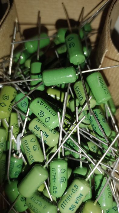 Резистор ПТМН 0.5 Вт новий