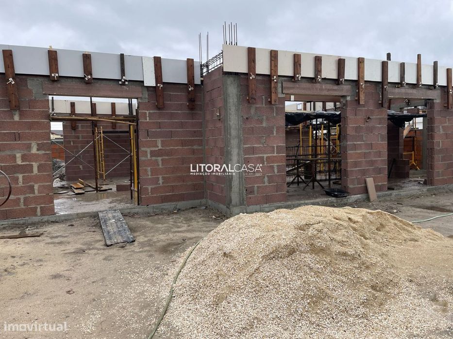 Moradia Térrea T3 | Carapelhos