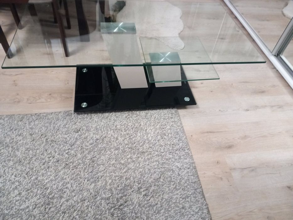 Sprzedam szklaną ławe