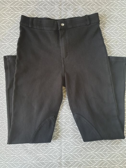 Bryczesy dziecięce Fouganza, rozm. 153-162, stan bdb
Rozm. M, 97-102 c