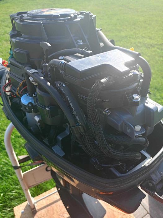 Silnik zaburtowy Suzuki DF 20 A