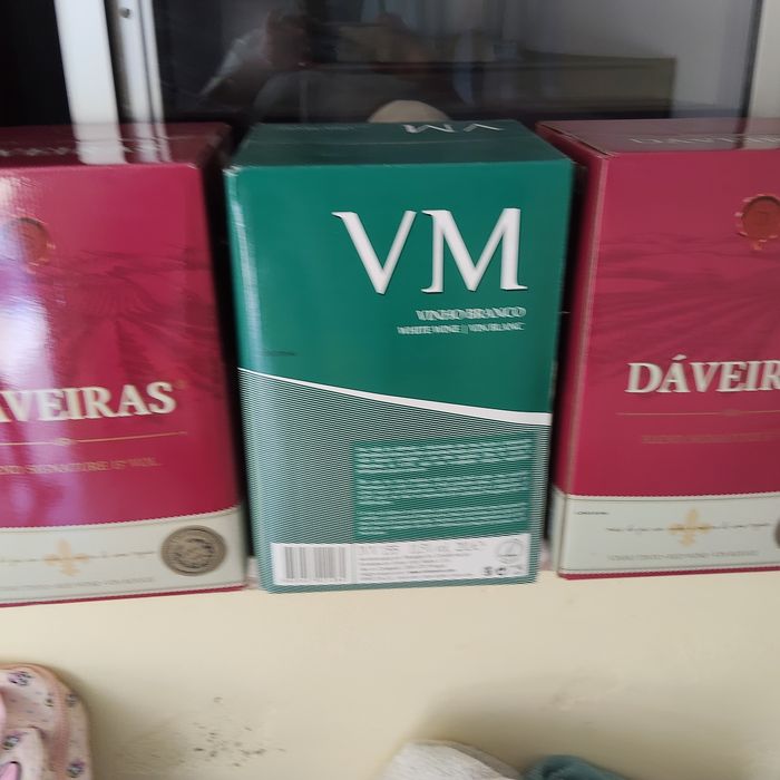 Vendo 60 litros de vinho