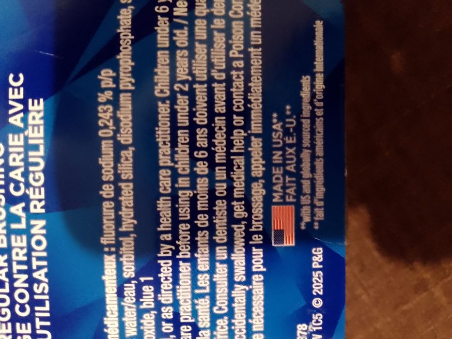 Зубна паста Crest 3D White Advanced