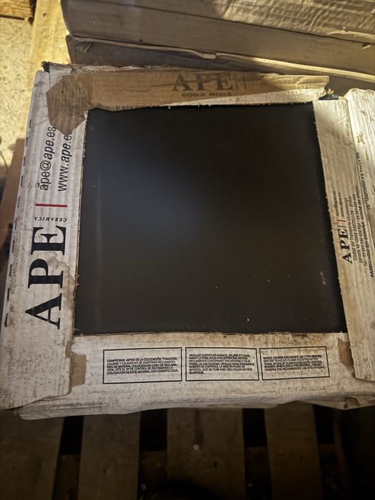Płytki podlogowe biało czarne 31x31