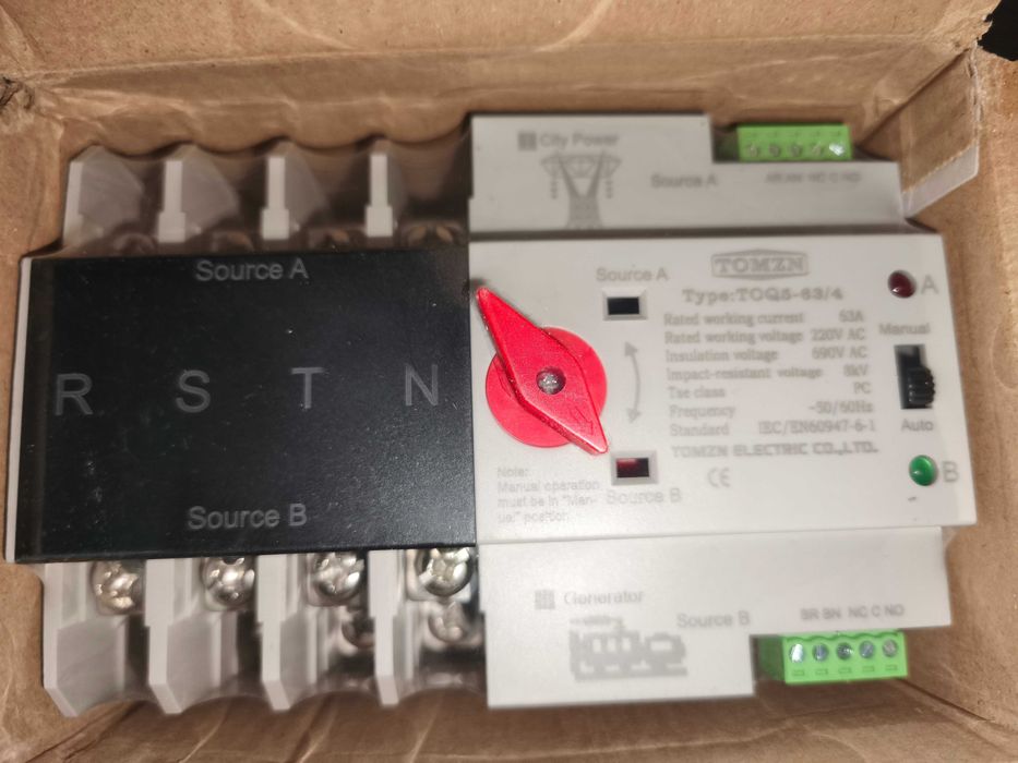 Автоматичний трифазний перемикач вводу резерву TOMZN 63А (TOQ5-63/4P)