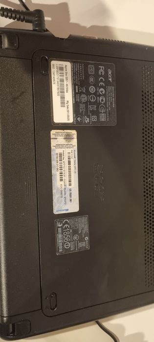 Netbook acer one d257