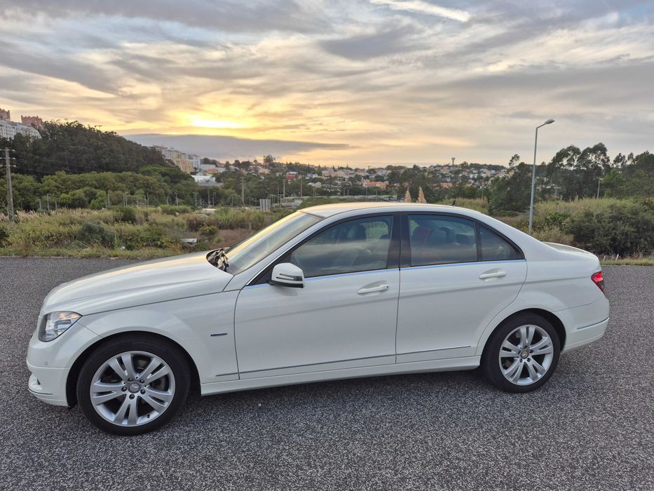 Mercedes Benz C 220 Avantgarde Blue Efficiency com 108000 km