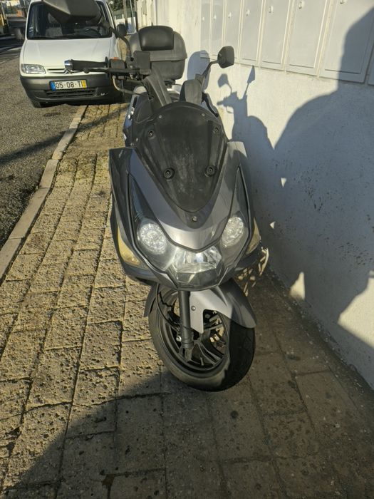 Vendo scooter daelim s3 125