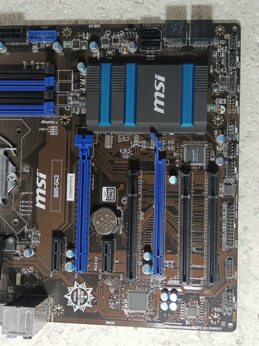 Материнська плата - MSI B85A-G43 - LGA1150 - у робочому стан