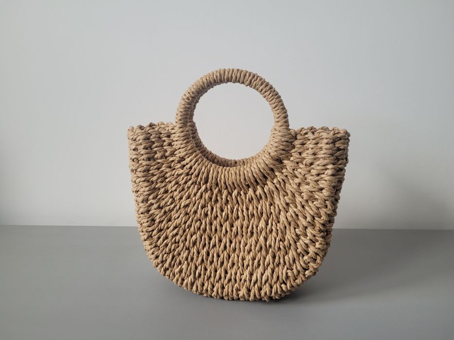 Letnia torebka do ręki  koszyk rattan