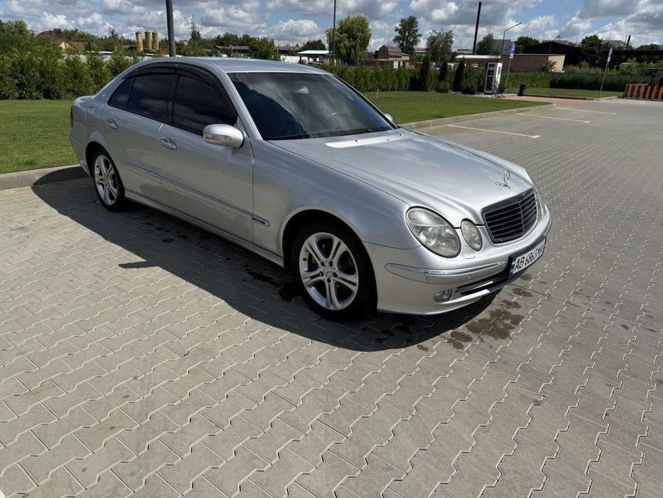 Mercedes-benz E - Class