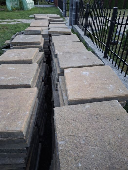 Plytki chodnikowe